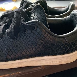 Worn Black Rare Adidas Stan Smith